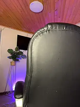 isabella_boobd (F young) - spank ass x3🥵