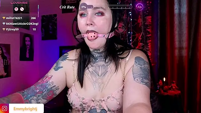 Emmybrightj_ live cam on StripChat