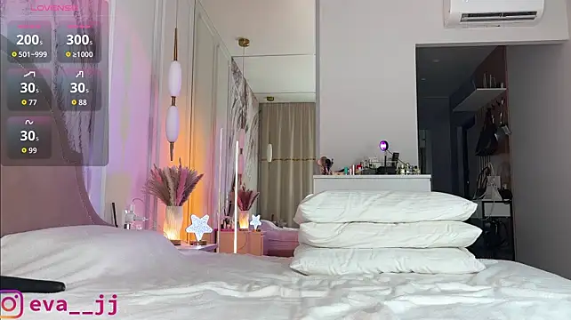 Eva_JJ