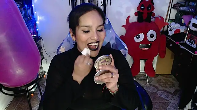 kureiji_hentaii live cam on StripChat