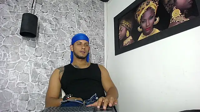 Chris_Dick23 live cam on StripChat