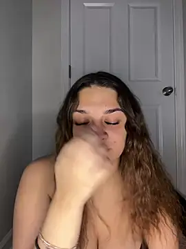 treasurebabii live webcam