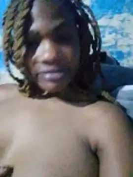 queendinar live cam on StripChat