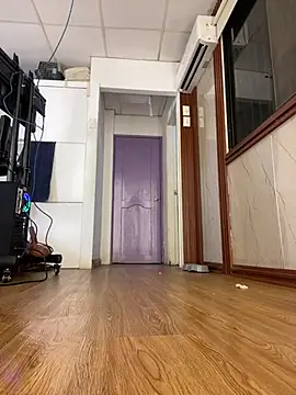 Eva_Feller69