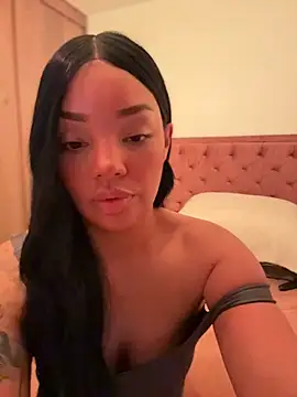 JennLeMoka live cam on StripChat