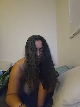 cinnaminnie live cam on StripChat