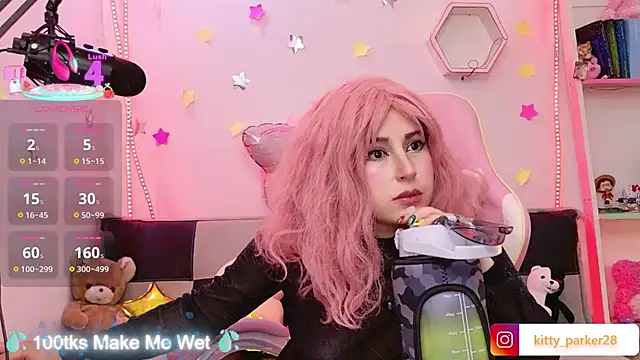Kitty_Parker live cam on StripChat