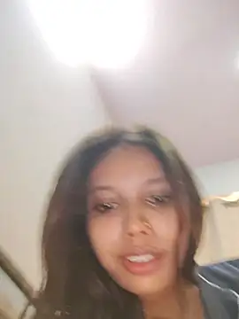 Candyy_crushh live cam on StripChat