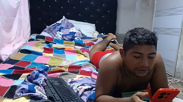 master_juju1924 live cam on StripChat