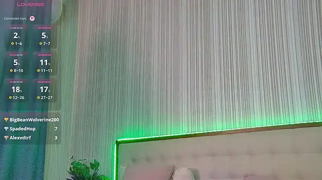 RubyValen live cam on StripChat