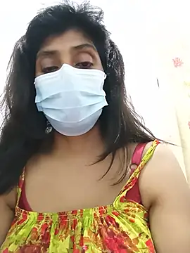 Amisha-35 live cam on StripChat