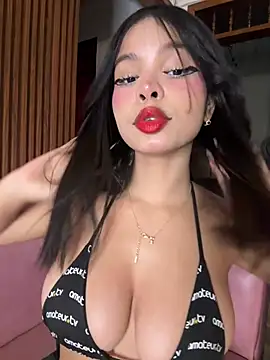 PamelaCullen live cam on StripChat