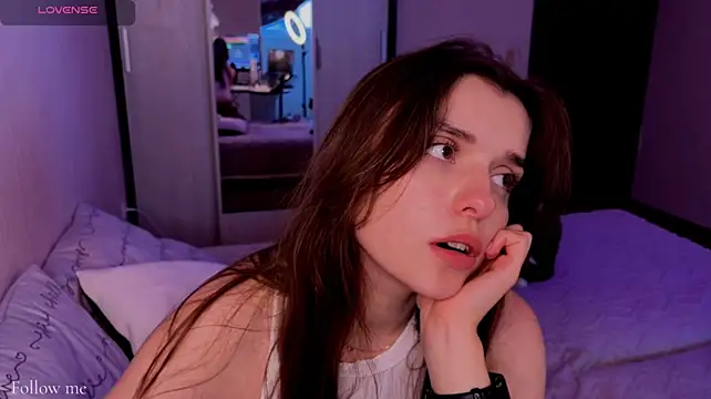 SashaMP4 live cam on StripChat