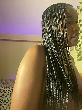 Ashlleiigh live cam on StripChat