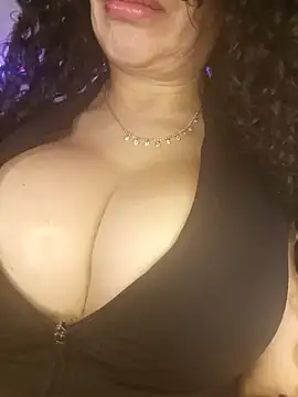 Lina_444 live cam on StripChat