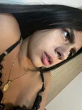 lilybeeth (F teen) - 1 finger deep in wet ass.