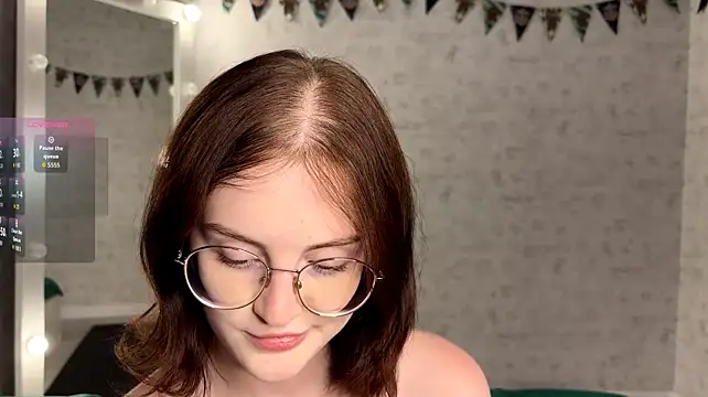 FakeLamb live cam on StripChat