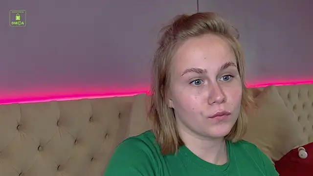 stacy_moorex live cam on StripChat