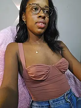 Im_Camila__ live cam on StripChat