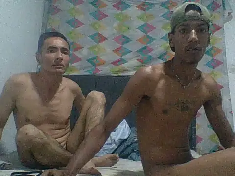 AlbertBigCock live cam on StripChat