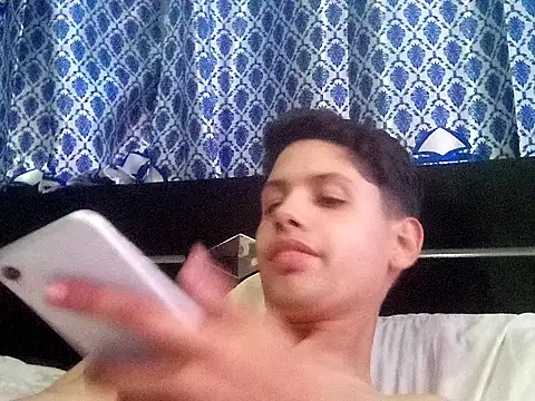 matheuszk_007 live cam on StripChat