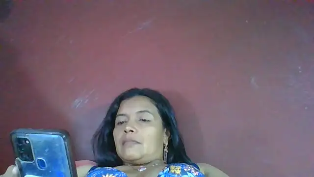 DianaOchoa_ live cam on StripChat