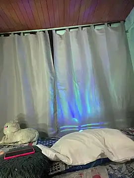 EVAH_LEE_ live cam on StripChat