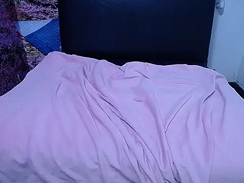 Biigg_xxx live cam on StripChat