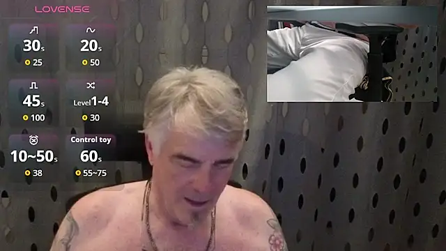DirtyDaddy_CH live cam on StripChat