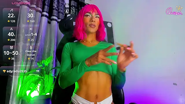 katiee11 live cam on StripChat