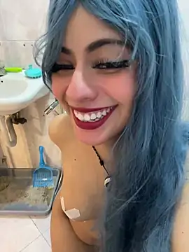 Eva_Feller69