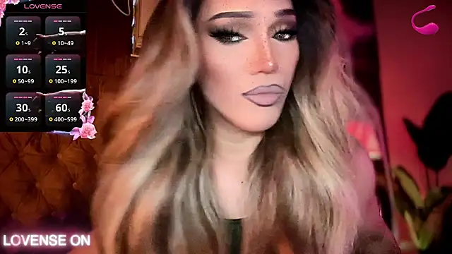 Lo_la_69 live webcam