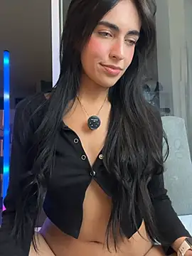 Webcam Model(DaphneUwu) is live