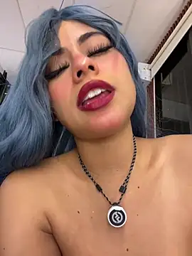 Eva_Feller69