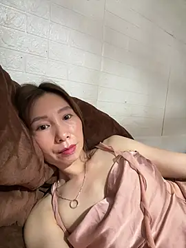 Adela-222