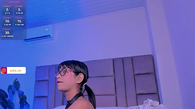 ariha_ (F young) - Oil + spanks in my ass