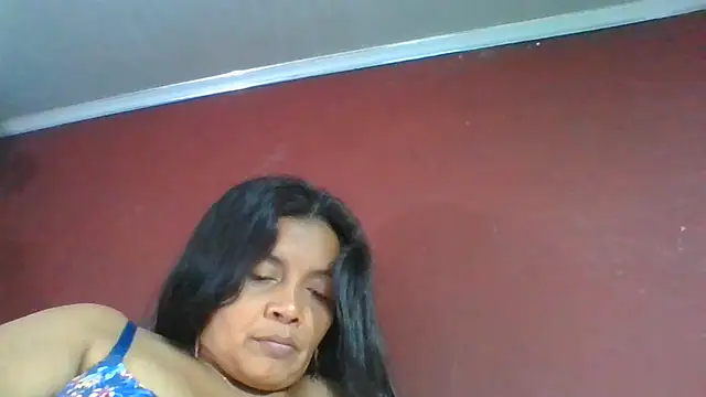DianaOchoa_ live cam on StripChat