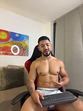 ezzio_scolaro (M young) - NAKED AND HARD