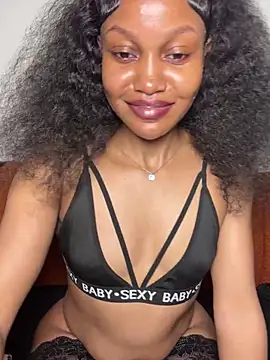 sexxyronn (Ask my age) - WHOSE MY DADDY