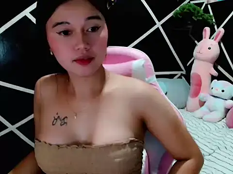 urgirl_mikah (T young) - im new let's having fun together here bb