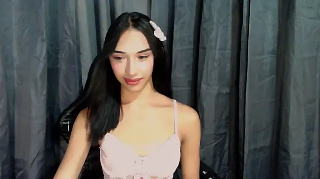 velvet_ysabelle (T teen) - help me cum