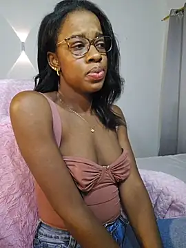 Im_Camila__ live cam on StripChat