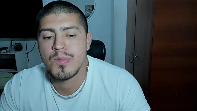 Baltazar_Dupont live cam on StripChat