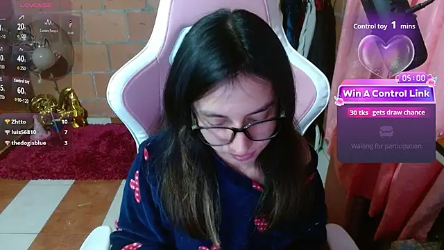 Maggie_Fox3 live cam on StripChat