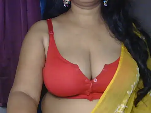 Siyaa-ji live cam on StripChat