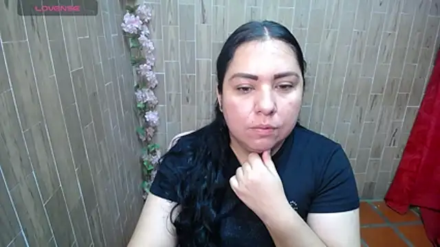 solyeria live cam on StripChat