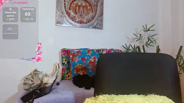 KamilaParrisx live cam on StripChat