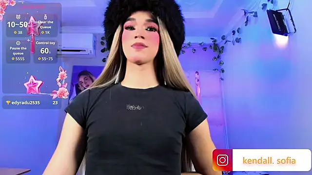 Sophiaa_doll_ live cam on StripChat