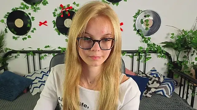 StacyBlakey live cam on StripChat