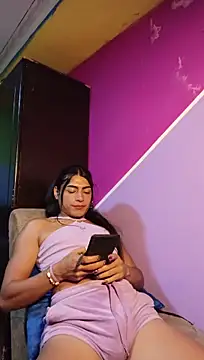 Selena_Nova live cam on StripChat